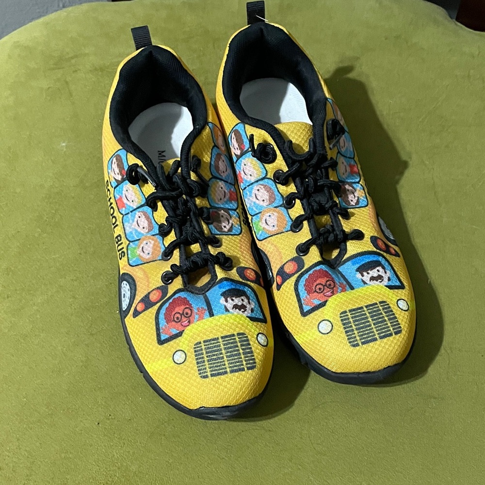 School bus shoes